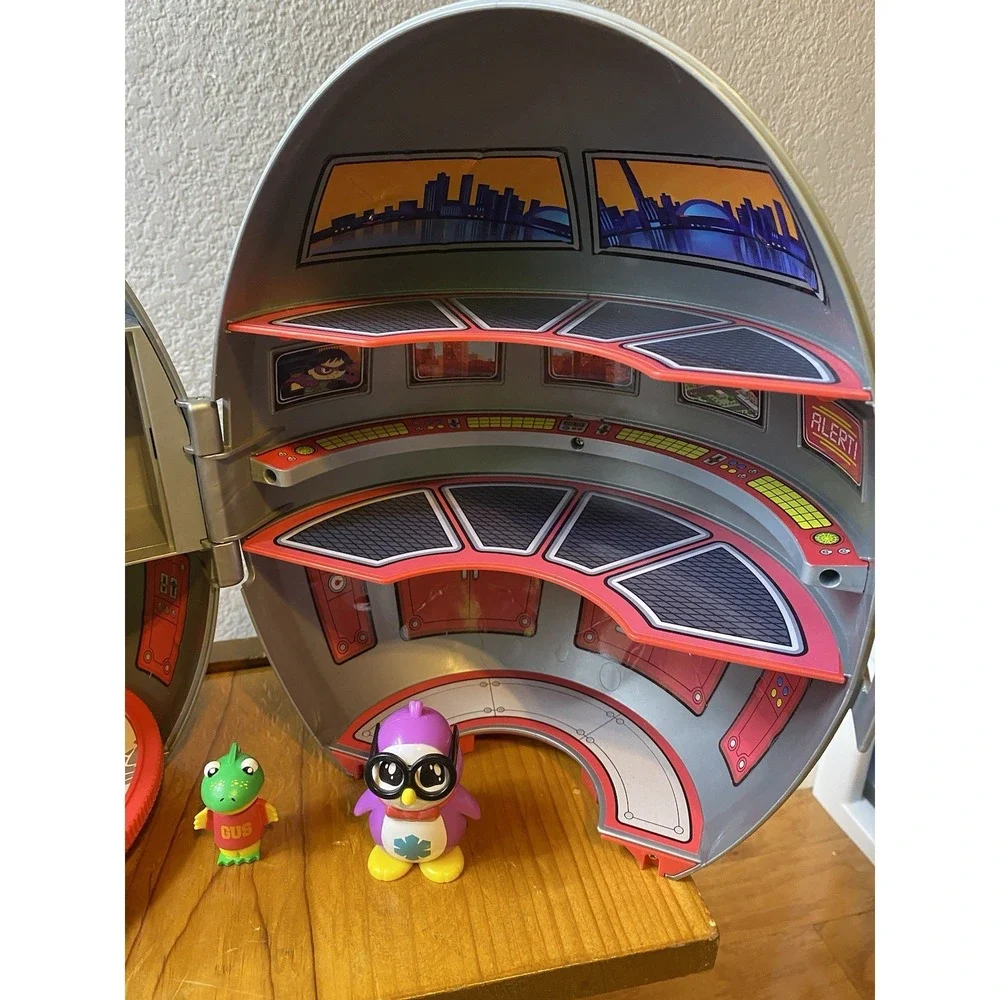 Ryans World Giant Mystery Egg‎ Space Playset with Figures